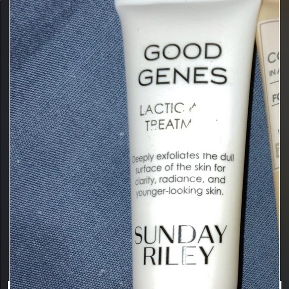 🌹Sunday Riley trial Bundle 💋 - Picture 10 of 15